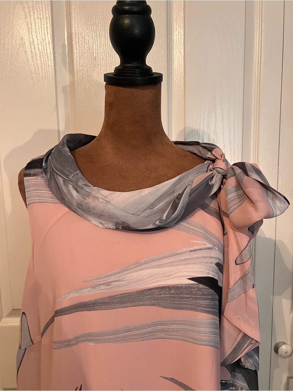 Signature by Robbie Bee Blush Pink Abstract Print Tie Shoulder Shift Dress - Picture 6 of 14